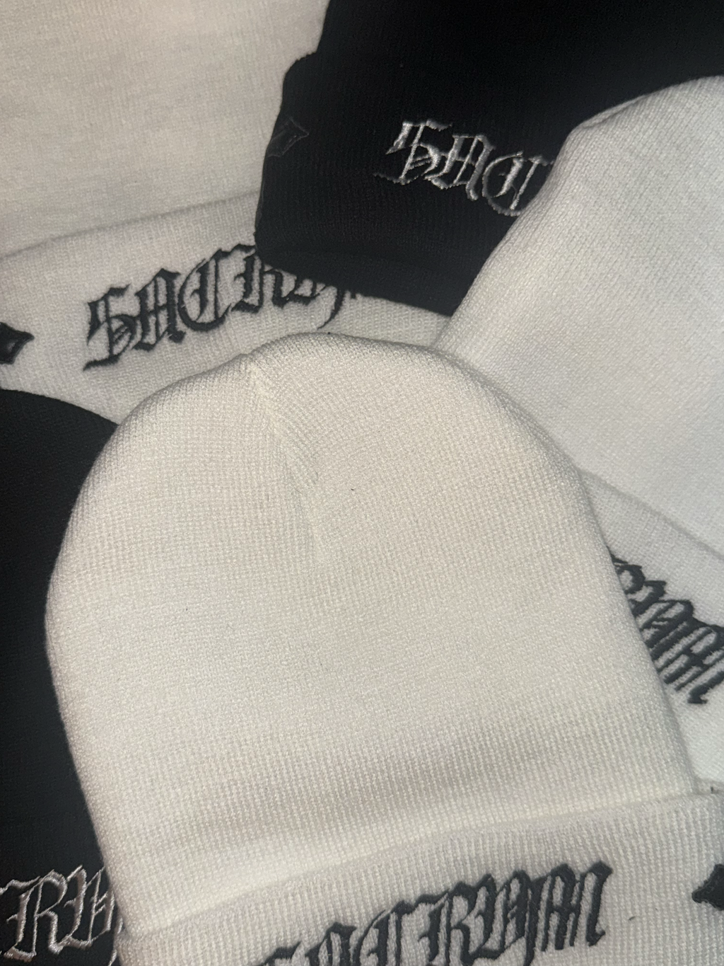 Gorros "SACRVM" D. 004